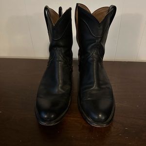 Tecovas “The Dean”.Boots are in fantastic condition!Size 10.5D.